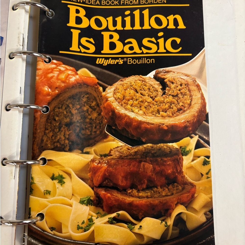 New Idea Cookbooks Vintage Borden Cookbook - Yellow & Green 1970s Style - Picture 10 of 16